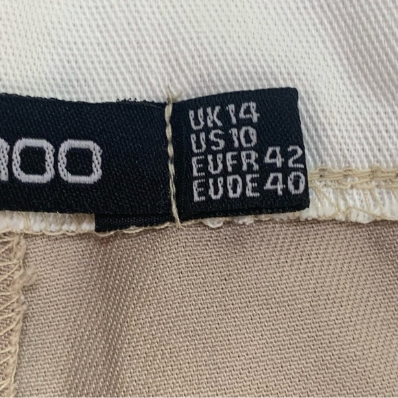 Boohoo Womens Contrast Waist Tailored Short | US 10, UK 14 | Beige NEW - Picture 7 of 14